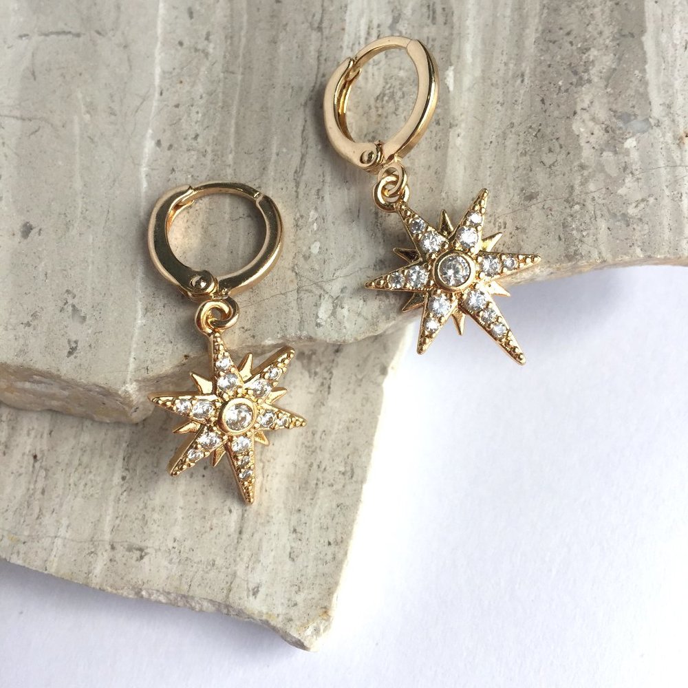 CZ stone Gold Starburst huggie Earrings - Picture 2 of 7